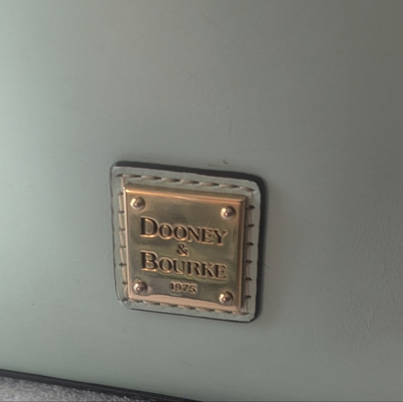 Dooney and Bourke Beacon mint tote bag. - Picture 7 of 16